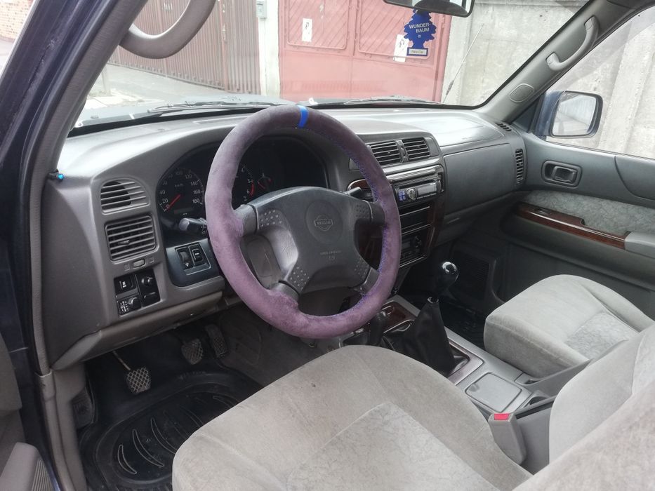 Nissan Patrol Y61, motor 2.8 - 129 cp, 7 locuri, cutie viteze manuala