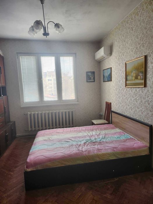 Дава се под наем Двустаен апартамент в София, Зона Б-18 - 58 кв.м за 375 € - Снимка #1