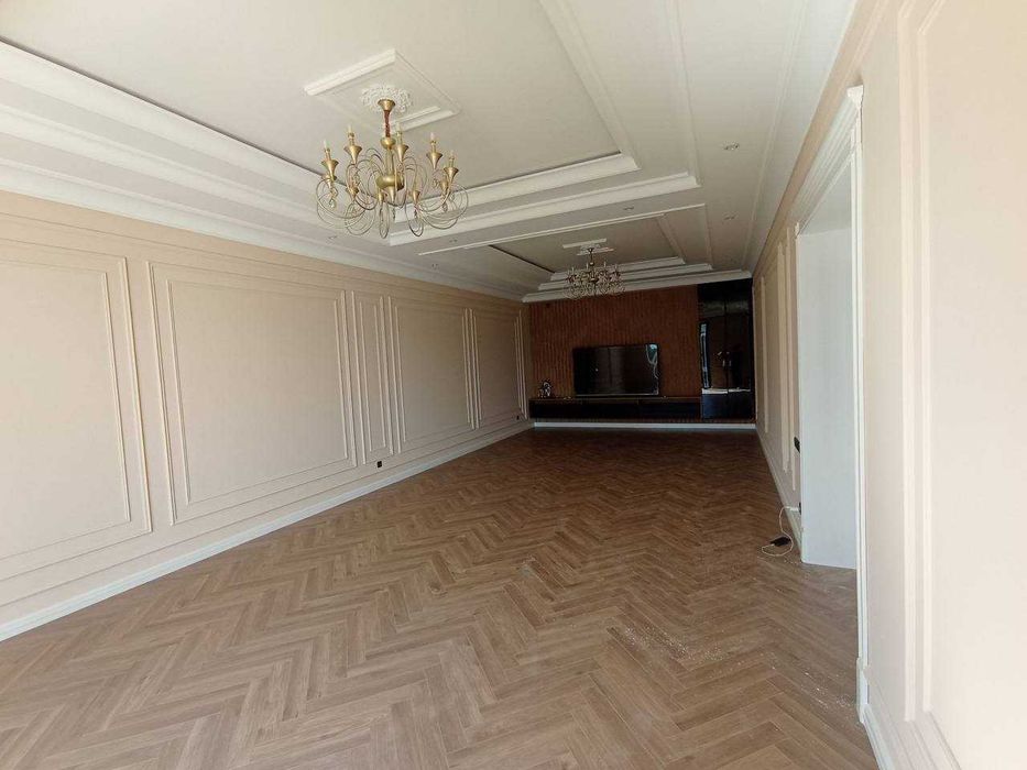 Трёхуровневый домБолее 10 комнат, Луначарского