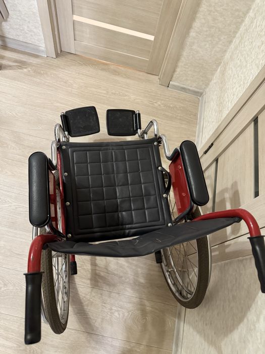 Инвалидная коляска 4000 тг