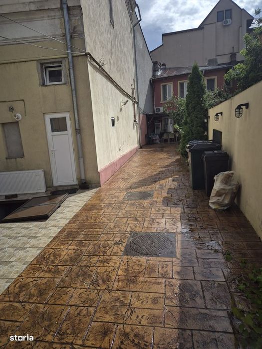 Apartament 3 camere, zona ultracentrala, mobilat, parter