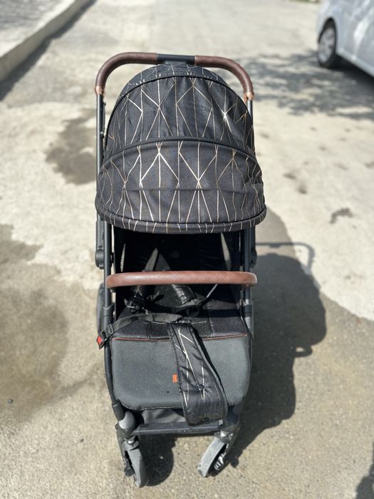 Детская коляска. Холати почти янги. Бакуват. 1 та бола учун ишлатилган