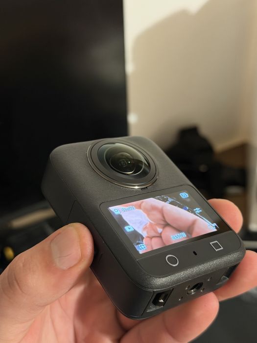 Dji Osmo 360 pachet promo 2 bateri incarcator plus selfiestick