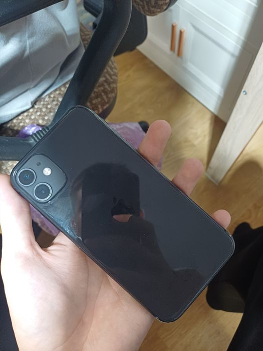iphone 11 76акб..