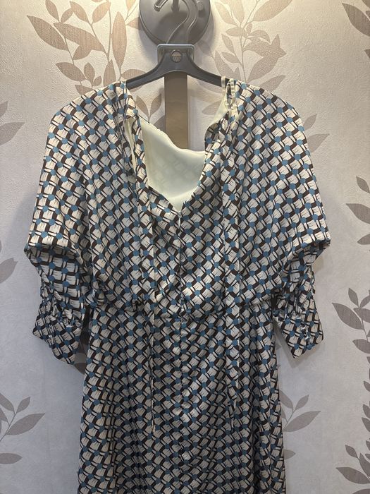 Продается б/у платье