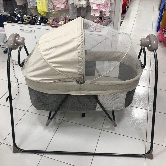 Bolalar uchun qulay shezlon sotiladi! 

Farzandingiz tinch uxlasin,