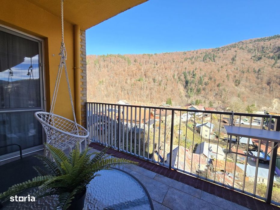 Apartament modern in Sinaia | Loc de parcare + Piscina in complex
