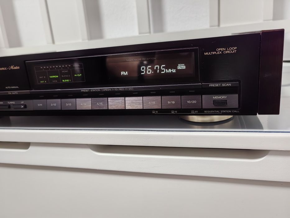 Tuner Akai At 93 Reference Master, Germania