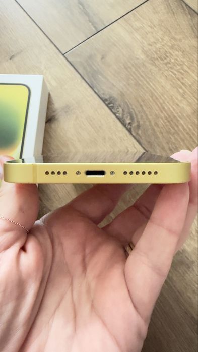 iPhone 14 plus Galben