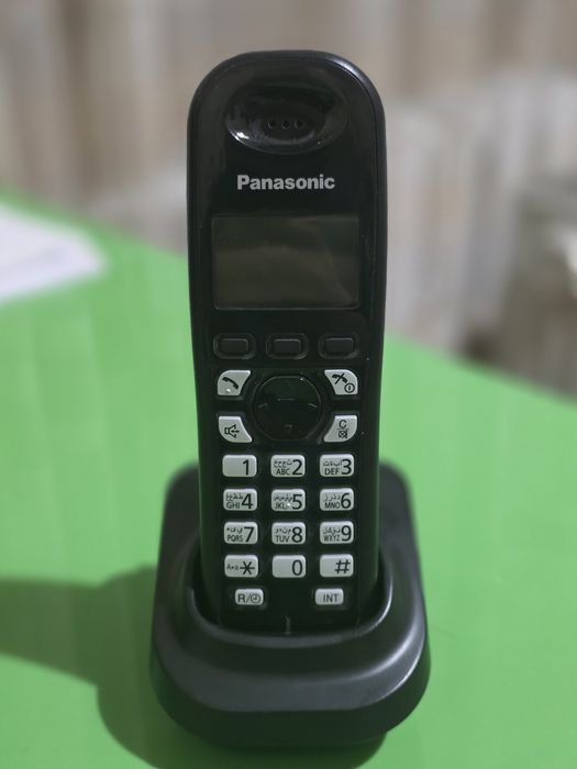 Ради телефон panasonic PNLC1001