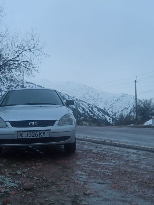 Лада приора  яхши холатда