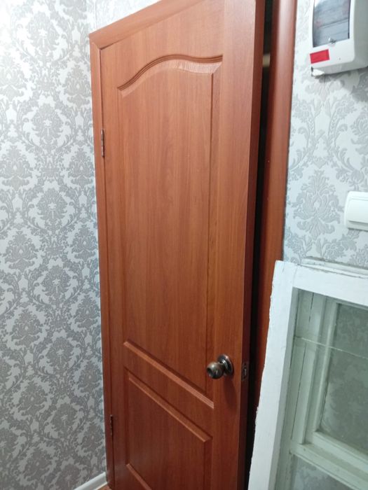 Продам двери межкомн.