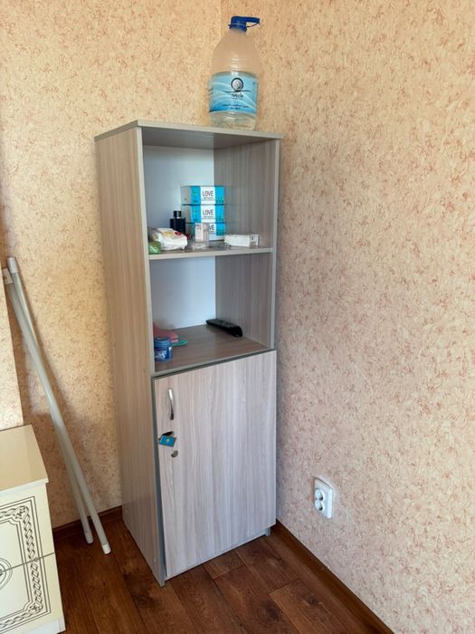 Шкаф мебель диваны