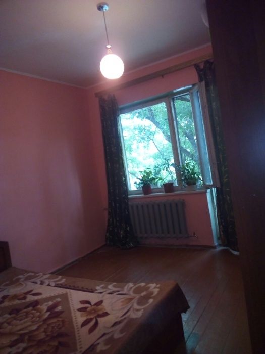 Продаётся 2-х комнатная квартира(бывшее общежитие).