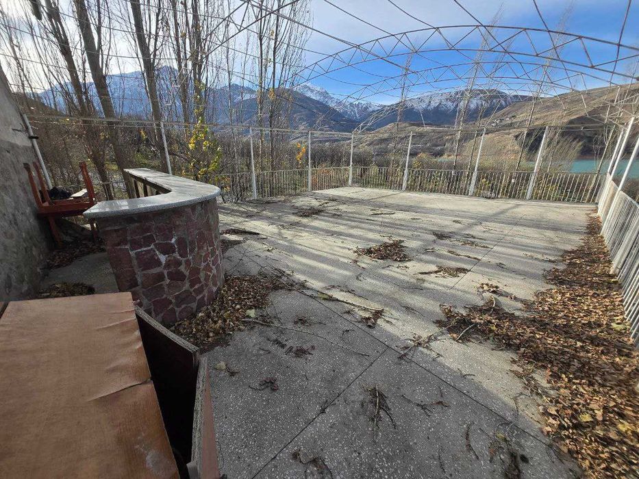 Продается 15 соток Бурчмулла на берегу под гостиницу