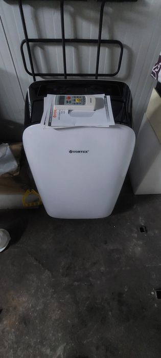 Aer conditionat portabil