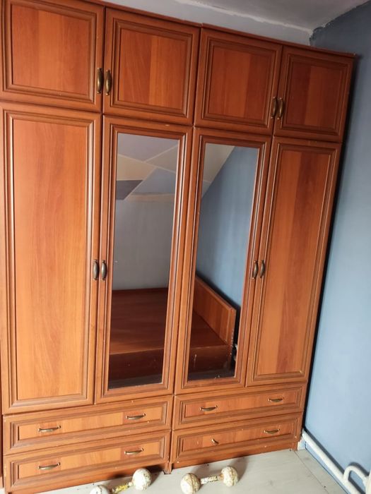 Спальный гарнитур