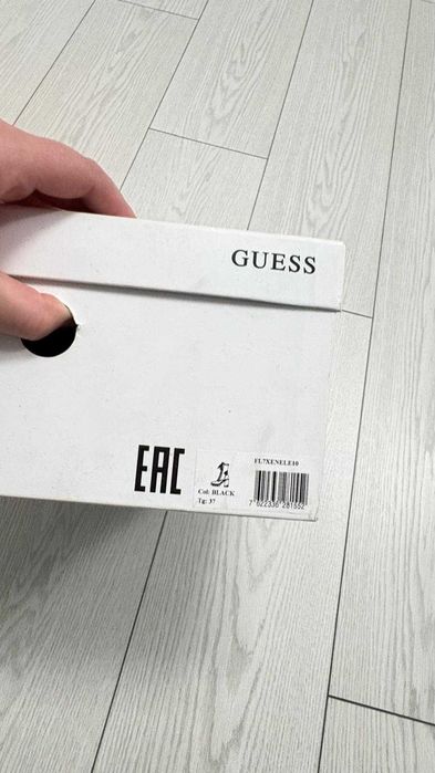 Cizme cu toc Guess 37 - nepurtate