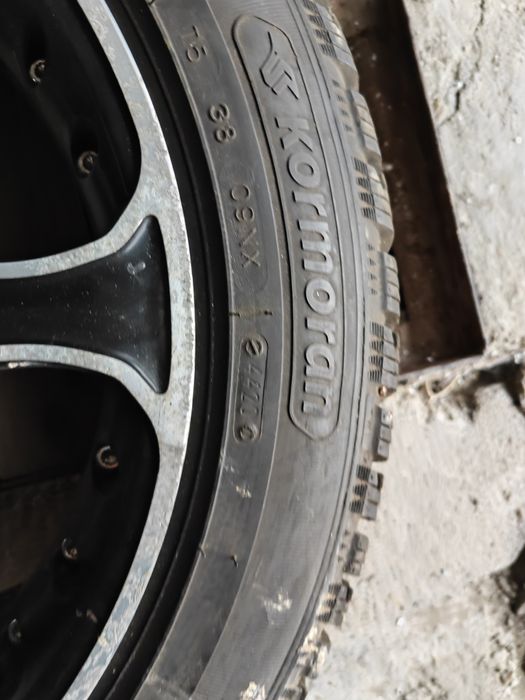 Джанти със зимни гуми 17ки 5х112