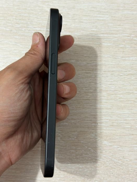iPhone 15 с коробкой