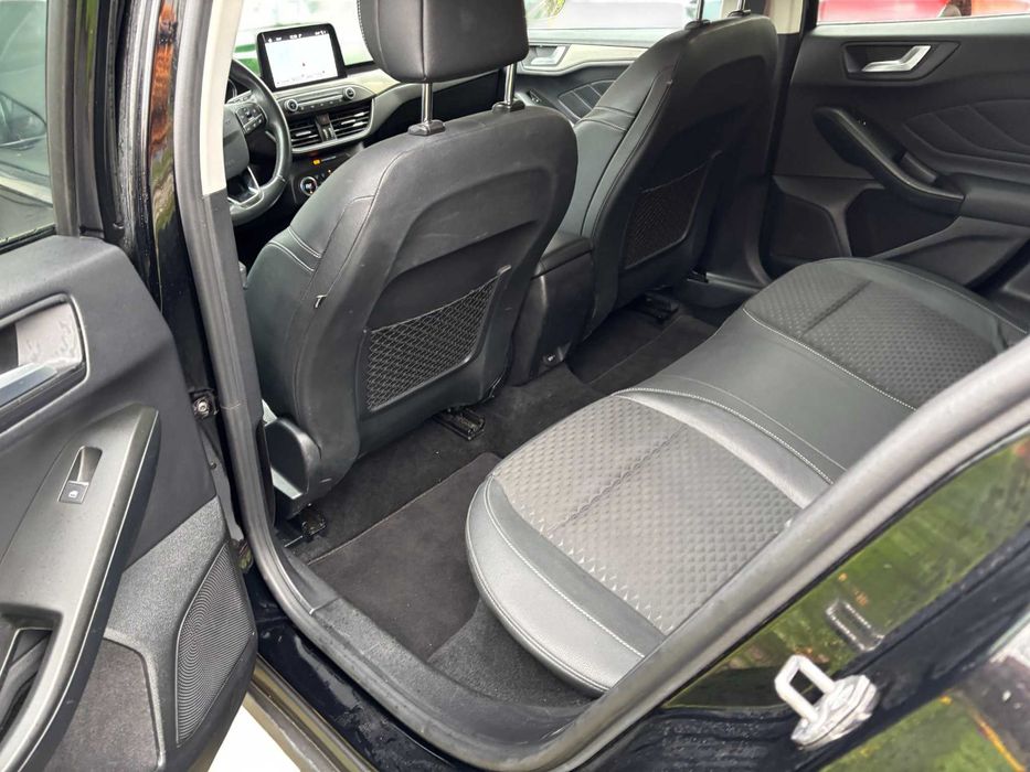 Ford Focus 2.0 EcoBlue Titanium / 2019 / Automat