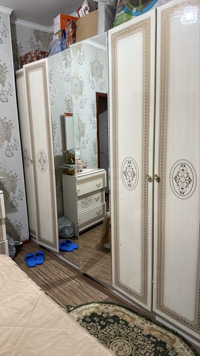 Срочна продам спальный гарнитур!