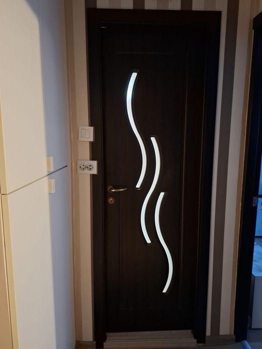 Usi interior  culoare wenge