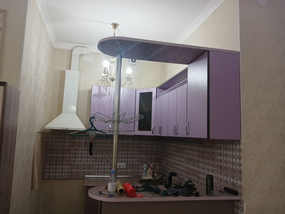 Кухния гарнитор 2×2