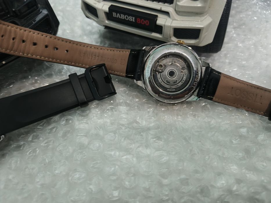 Бренд Tissot
Коллекция Материал - сталь
Застежка - складная
Батарейка