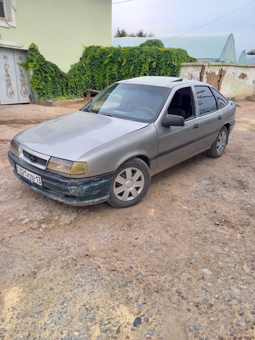 OPEL VECTRA A. 1.8 моно