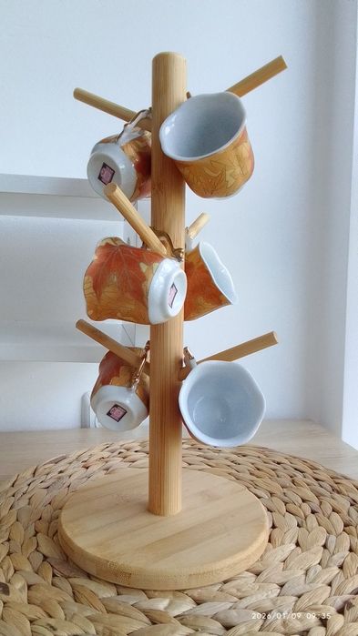 Поставка за чаши от естествен бамбук