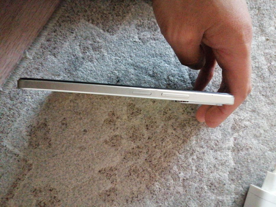 Oppo A38 телефон