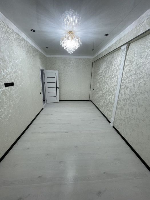 Янги квартира срочно сотилади.