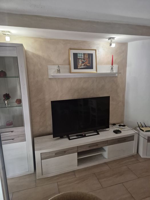 Дава се под наем Тристаен апартамент в Бургас, Лазур - 110 кв.м за 548.25 € - Снимка #1