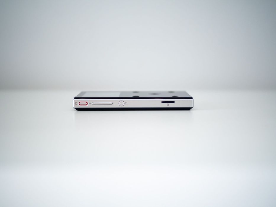 CA NOU - FiiO X3 (3rd Gen), Hi-Res DAP cu Bluetooth / DAC / ieșire echilibrată + card microSD 32 GB inclus
