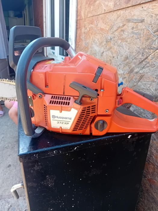 Vând Husqvarna sau fac schimb