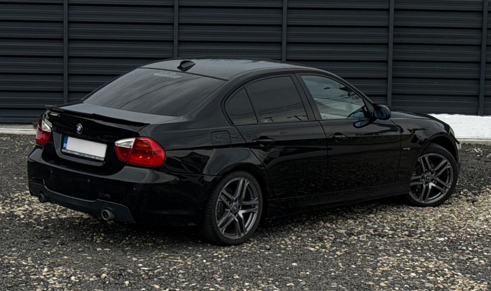 BMW Seria 3 E90/ 2006/ 2.0d/ 163cp/ Pachet M/ Xenon/ Navi Mare