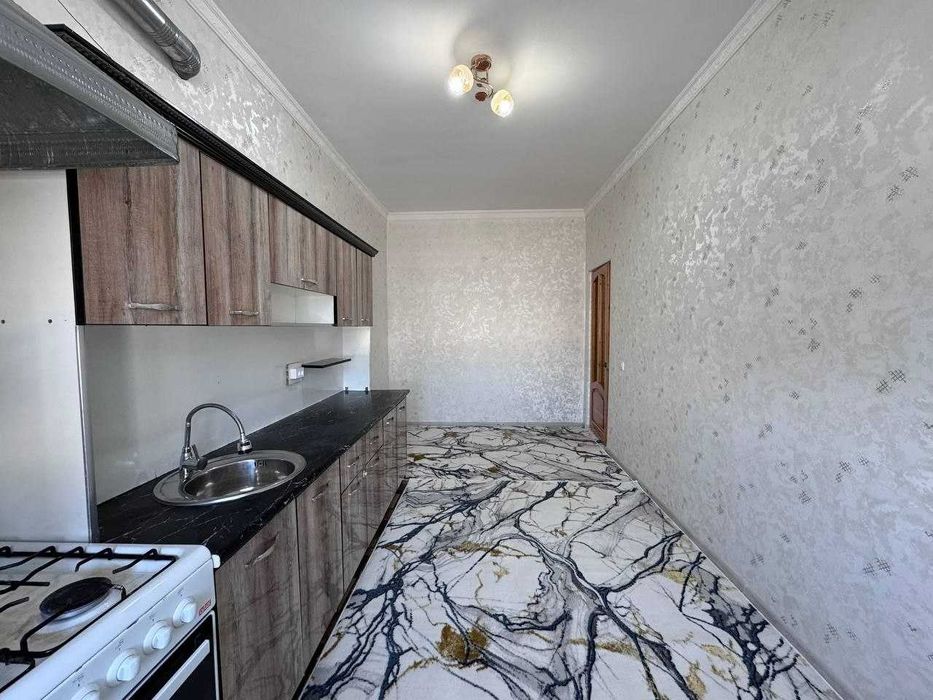 2 хоналик квартира 4 кават кирпичный дом, 5 микр, сомий, 35-мактаб