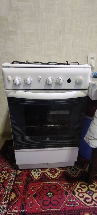 Газ плита Индезит.