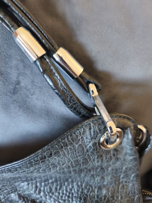 Продавам чанта качествена естествена кожа