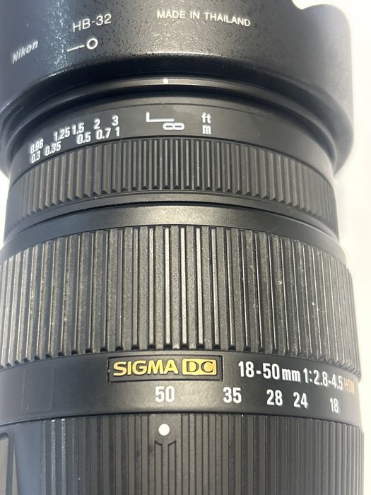 Obiectiv Sigma 18-50mm 1:2.8-4.5 , montura Nikon
