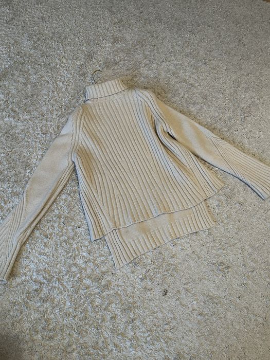 Свитера, свитеры