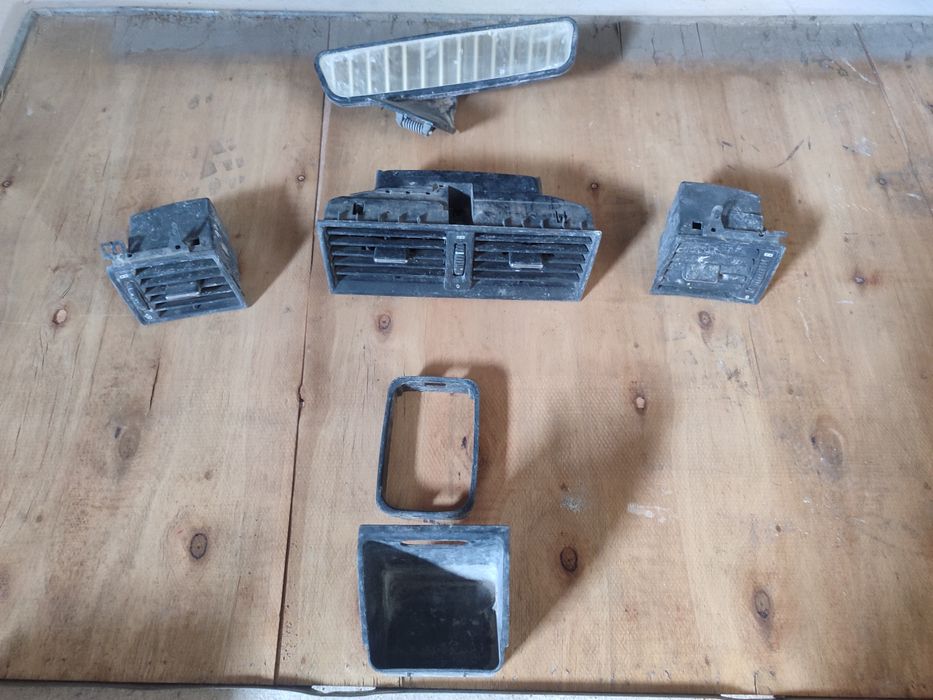 Продам запчасти на Мерседес W202