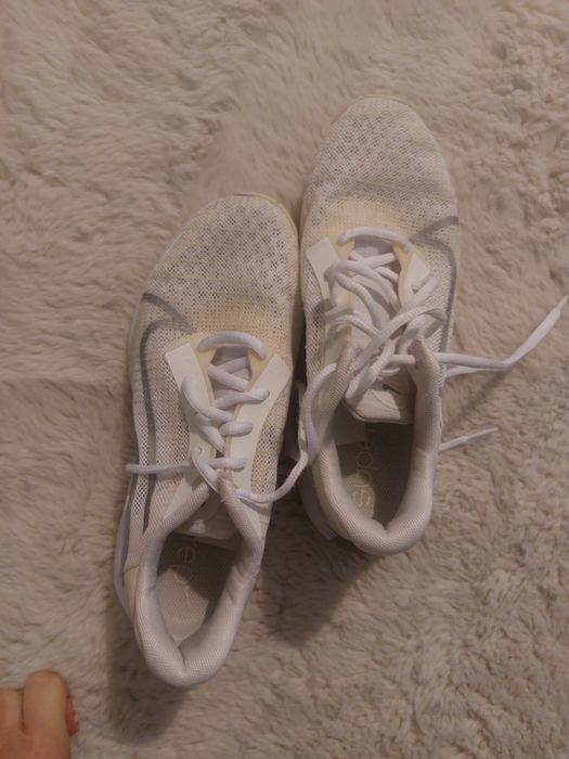 Дамски маратонки найк, nike