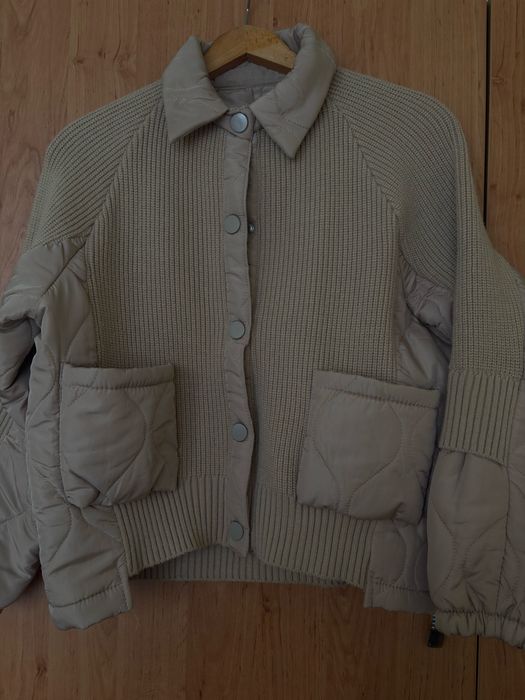 Плетено яке Gang, Хс-С размер в бежово, носено 2 пъти.