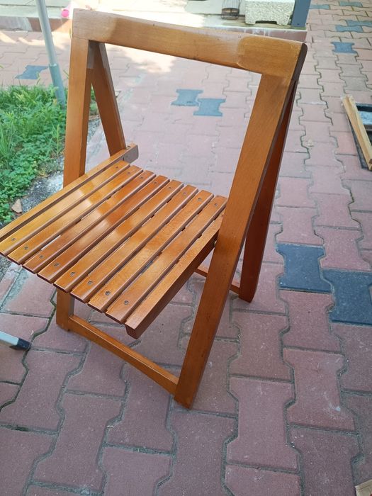 Masă rabatabilă pentru apartament