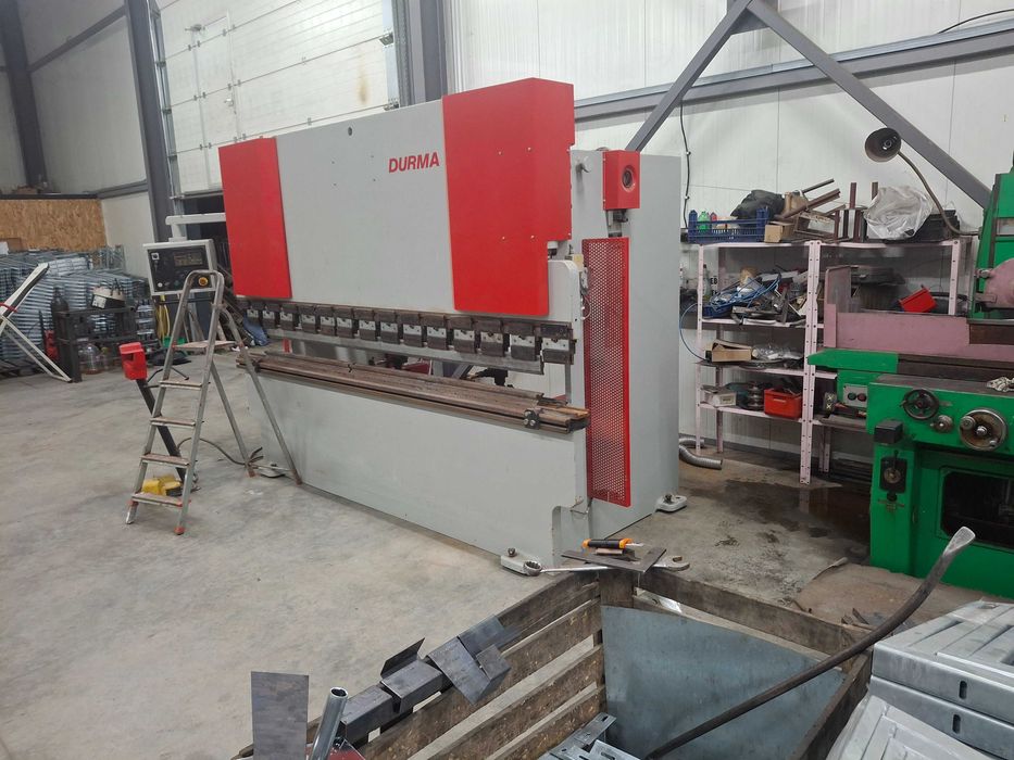 Услуги с гилотина,абкант,ексцентрик преси,фреза,струг,заварки.