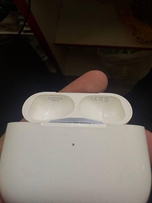 Кэйс AirPods (без наушников)