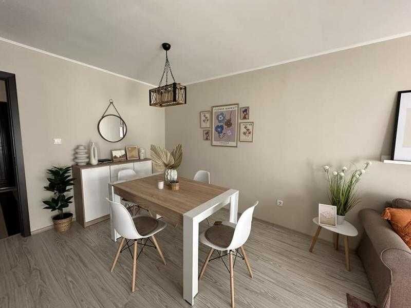 Уютен двустаен апартамент в Центъра