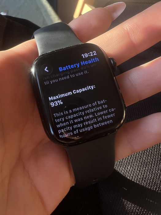 Apple watch series 10 battery campacity 93% 42mm